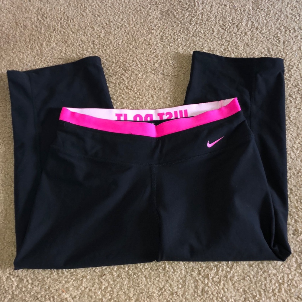 Nike active wear capris